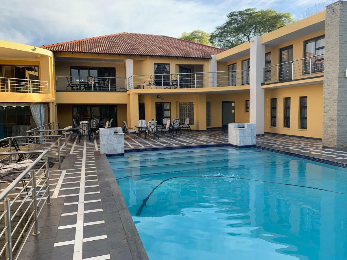 Bella Casa Guesthouse Johannesburg Dış mekan fotoğraf