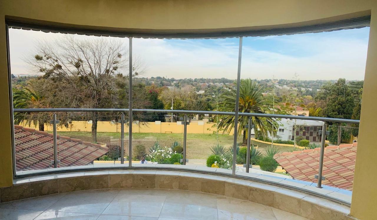 Bella Casa Guesthouse Johannesburg Dış mekan fotoğraf